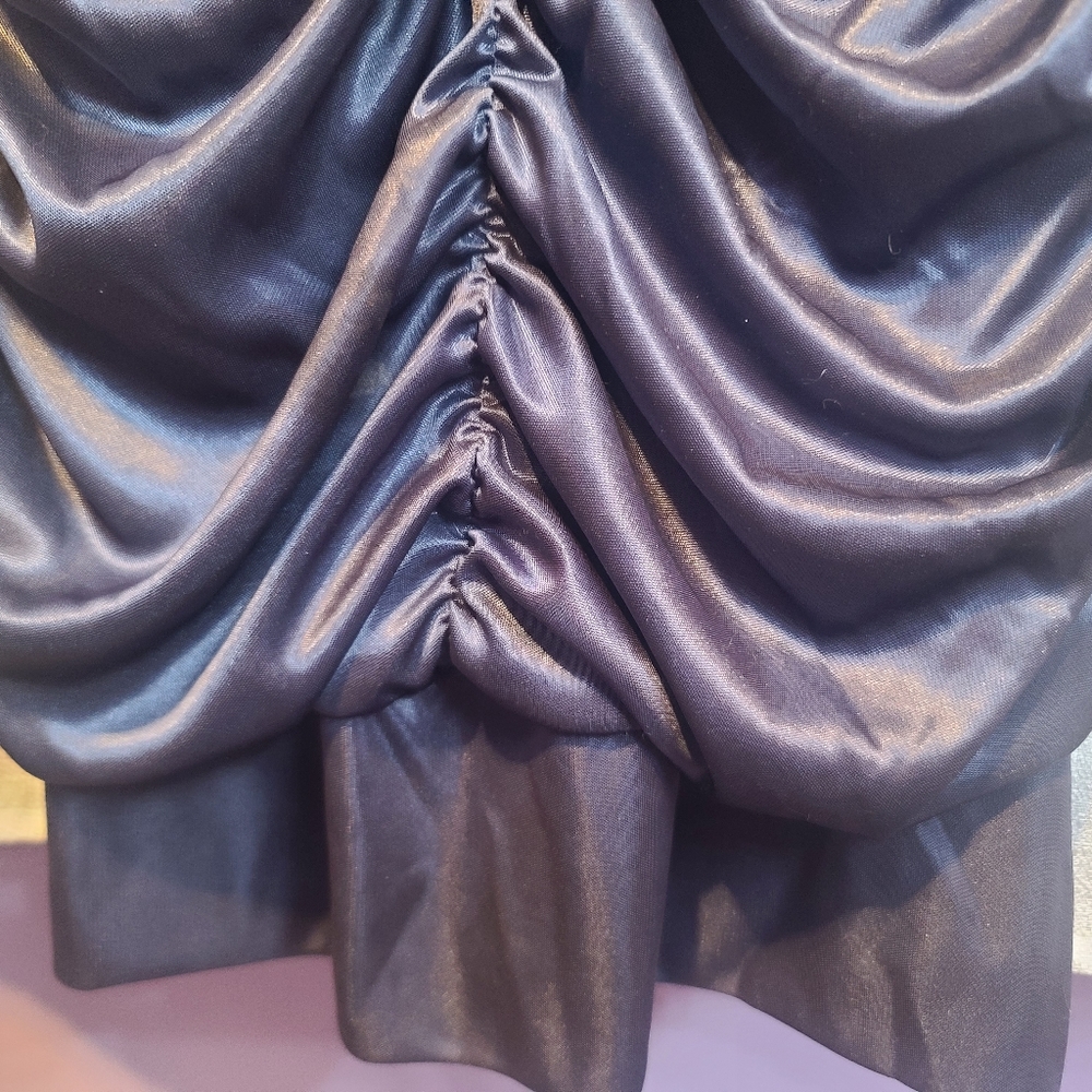 Dress - Picture 3 of 5